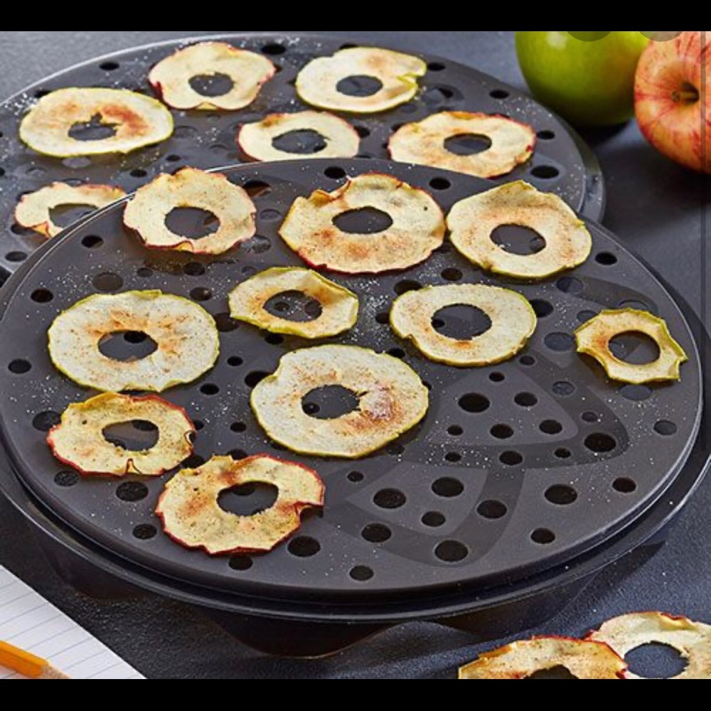 Pampered Chef Microwave Chip Maker